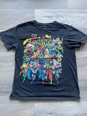 DC Comics Superhero Graphic Tee Kids Sz Large Black Short Sleeve